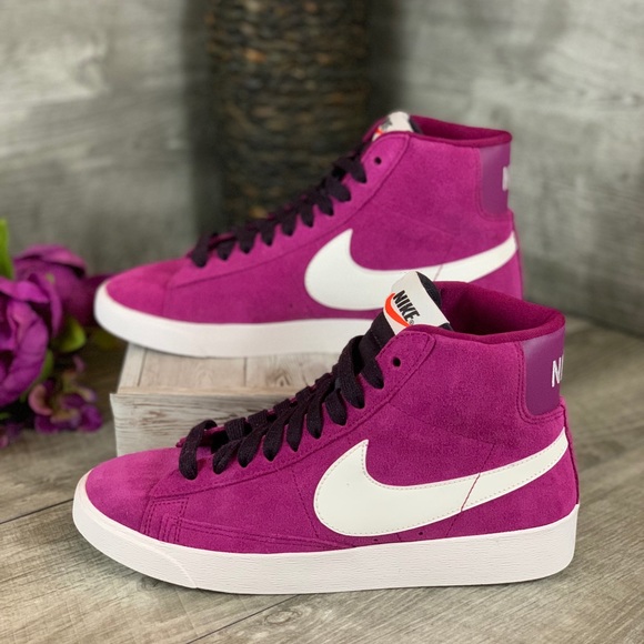 nike blazer mid vintage burgundy